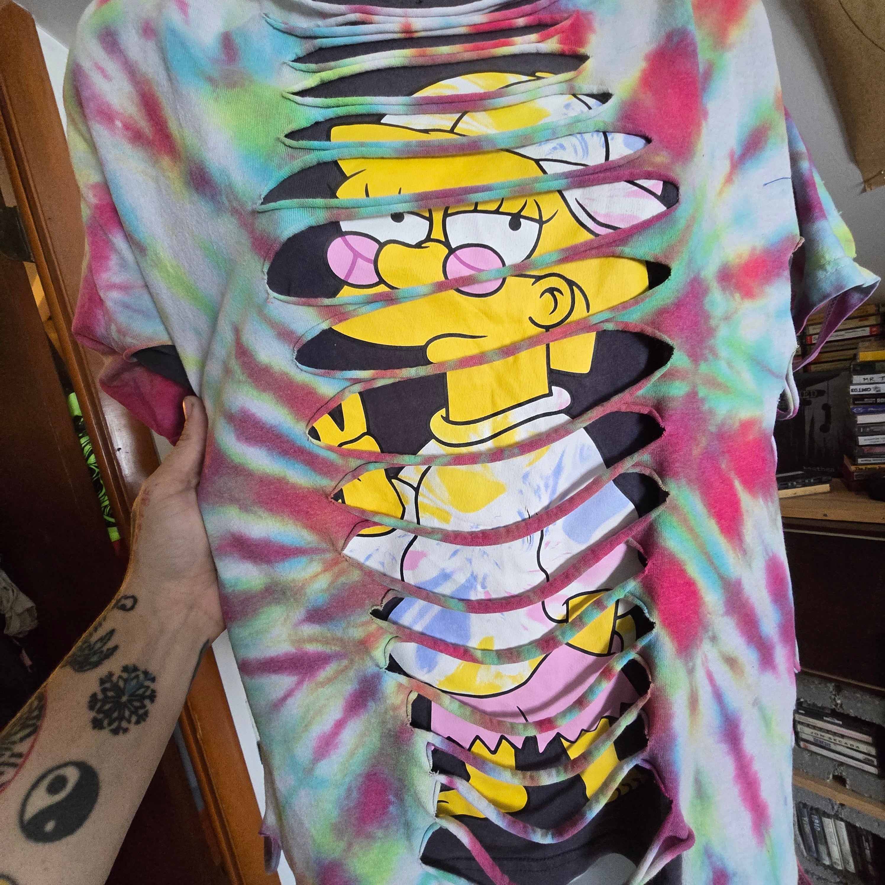 Lisa Simpson Shredded Graphic Tee