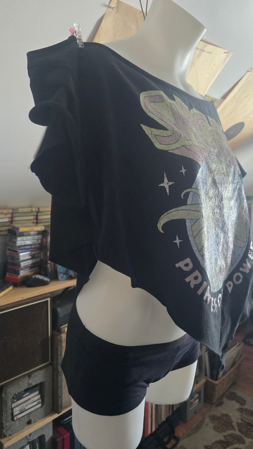 She-Ra Princess of Power Upcycled Off-Shoulder Crop Top | Vintage Graphic Tee | Handmade One-of-One XL–2X