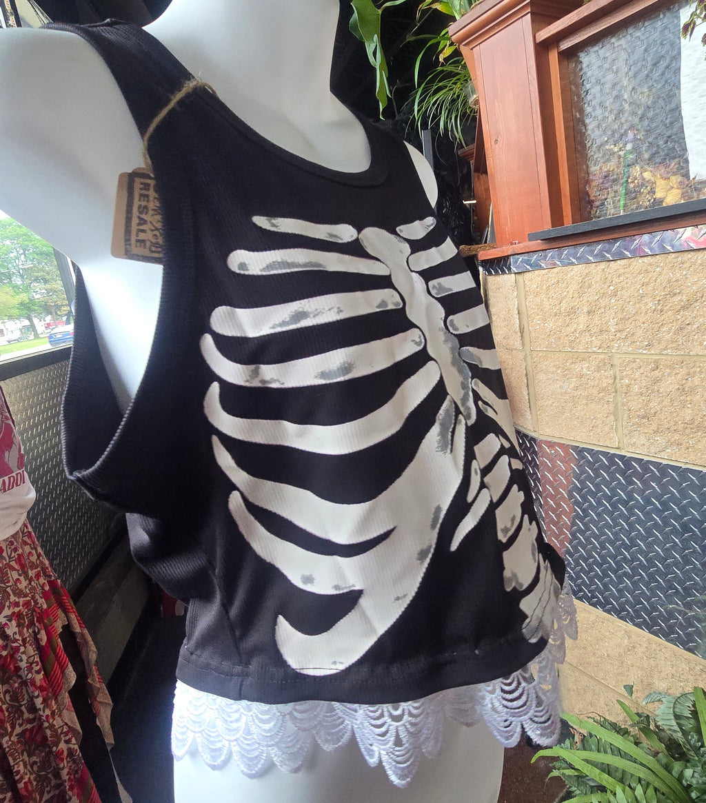 Skeleton Rib Cage Lace Hem Tank Top | Goth Y2K Alternative Crop Tank | Halloween Graphic Top